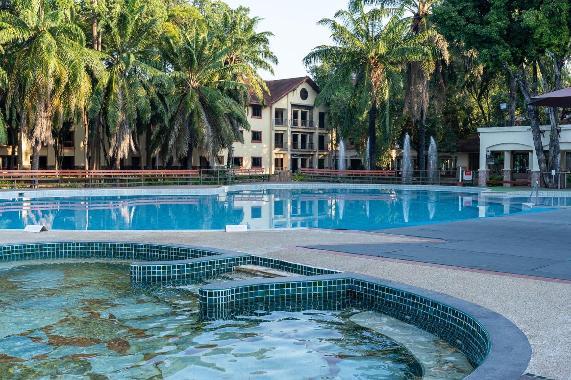 Pung-Waan Resort & Spa Kanchanaburi Exterior photo