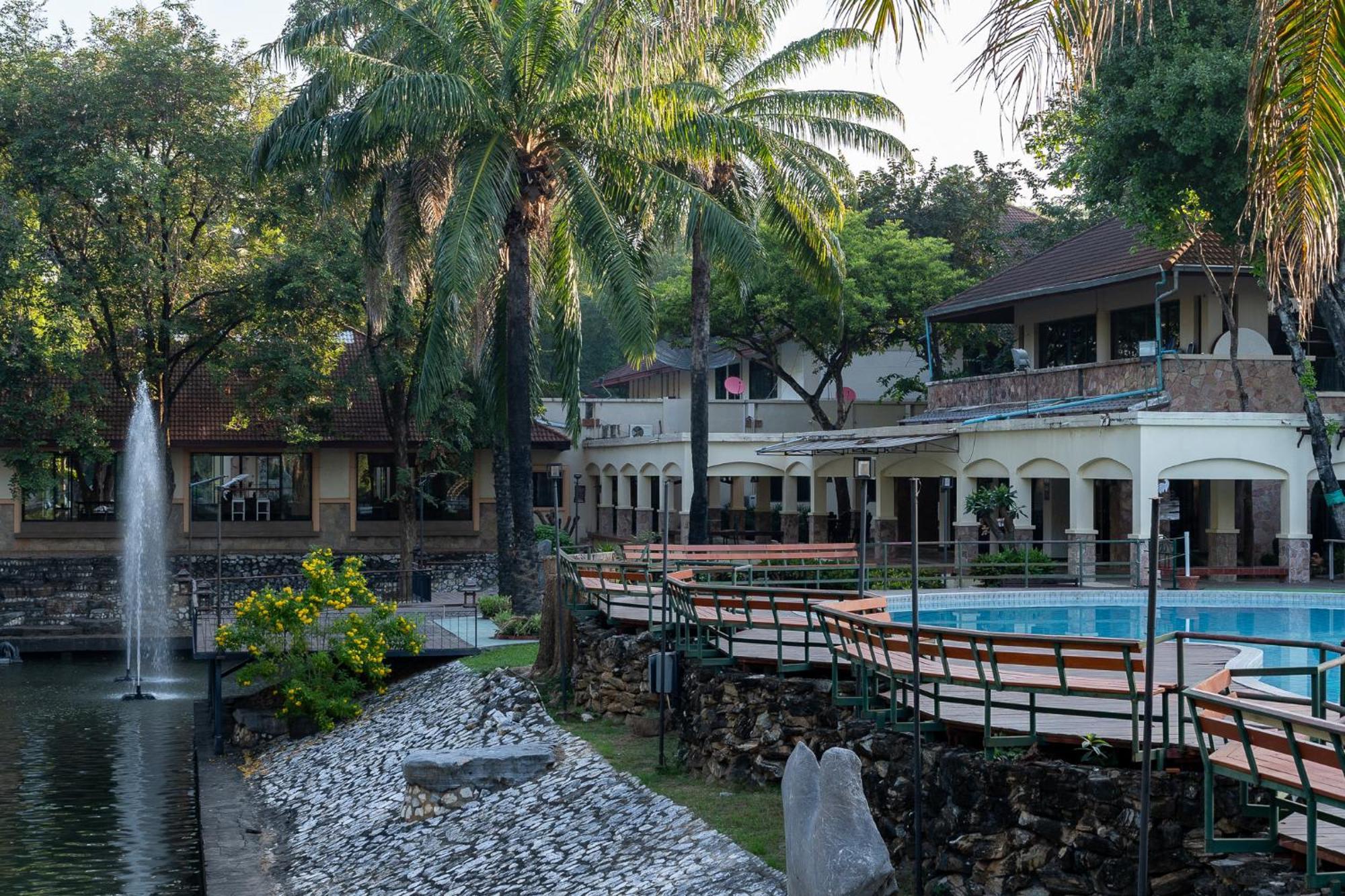 Pung-Waan Resort & Spa Kanchanaburi Exterior photo